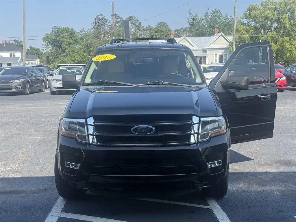2017 Ford Expedition XLT EL's photo
