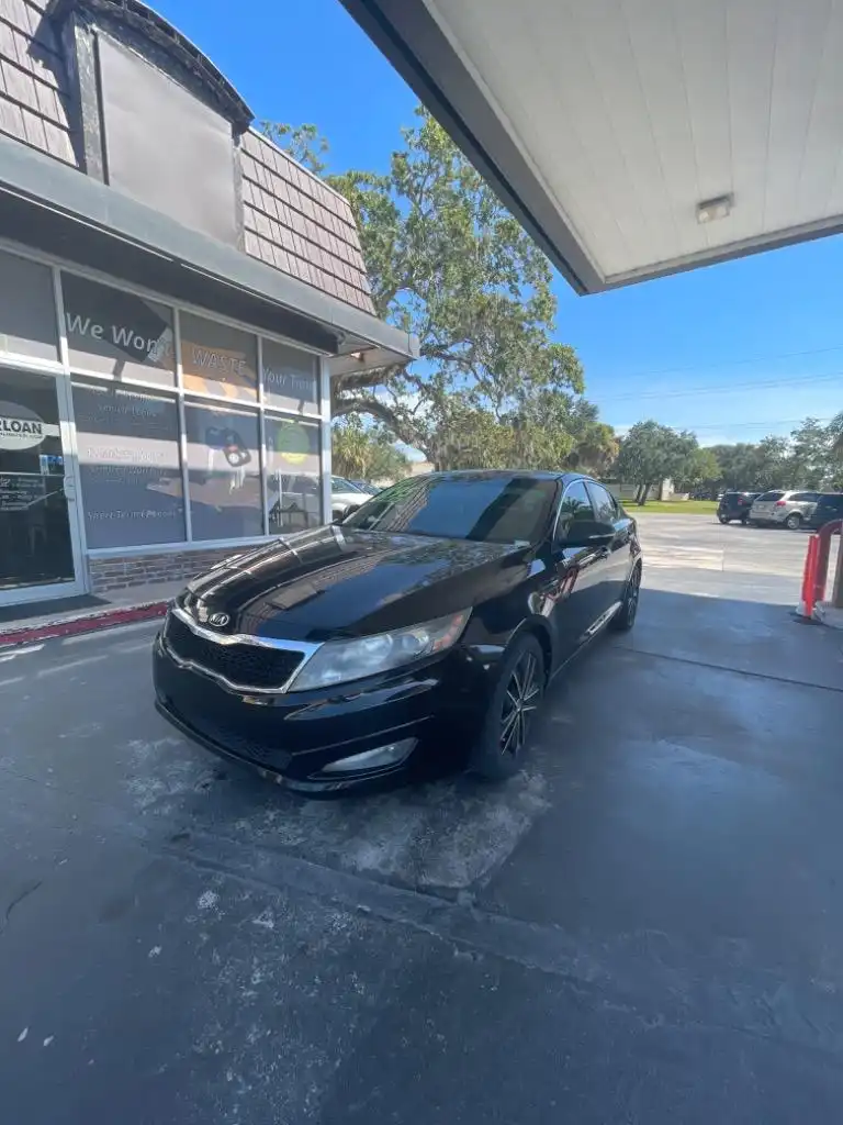 2013 Kia Optima LX AT's photo