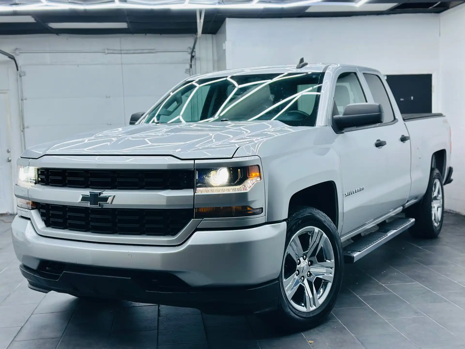 2017 Chevrolet Silverado 1500 Custom 4X4 Double Cab Std Box's photo