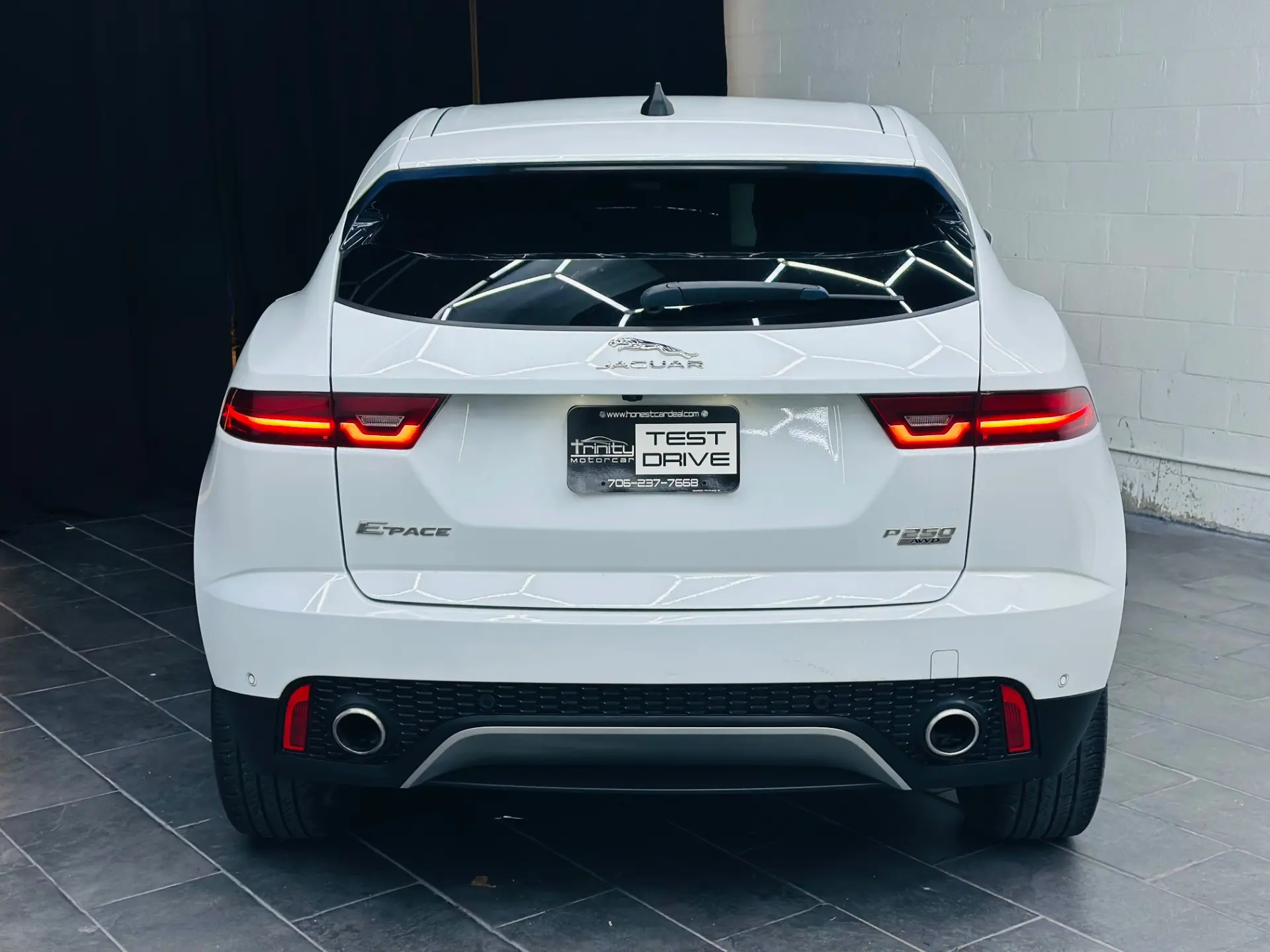 2020 Jaguar E-PACE P250 photo 4