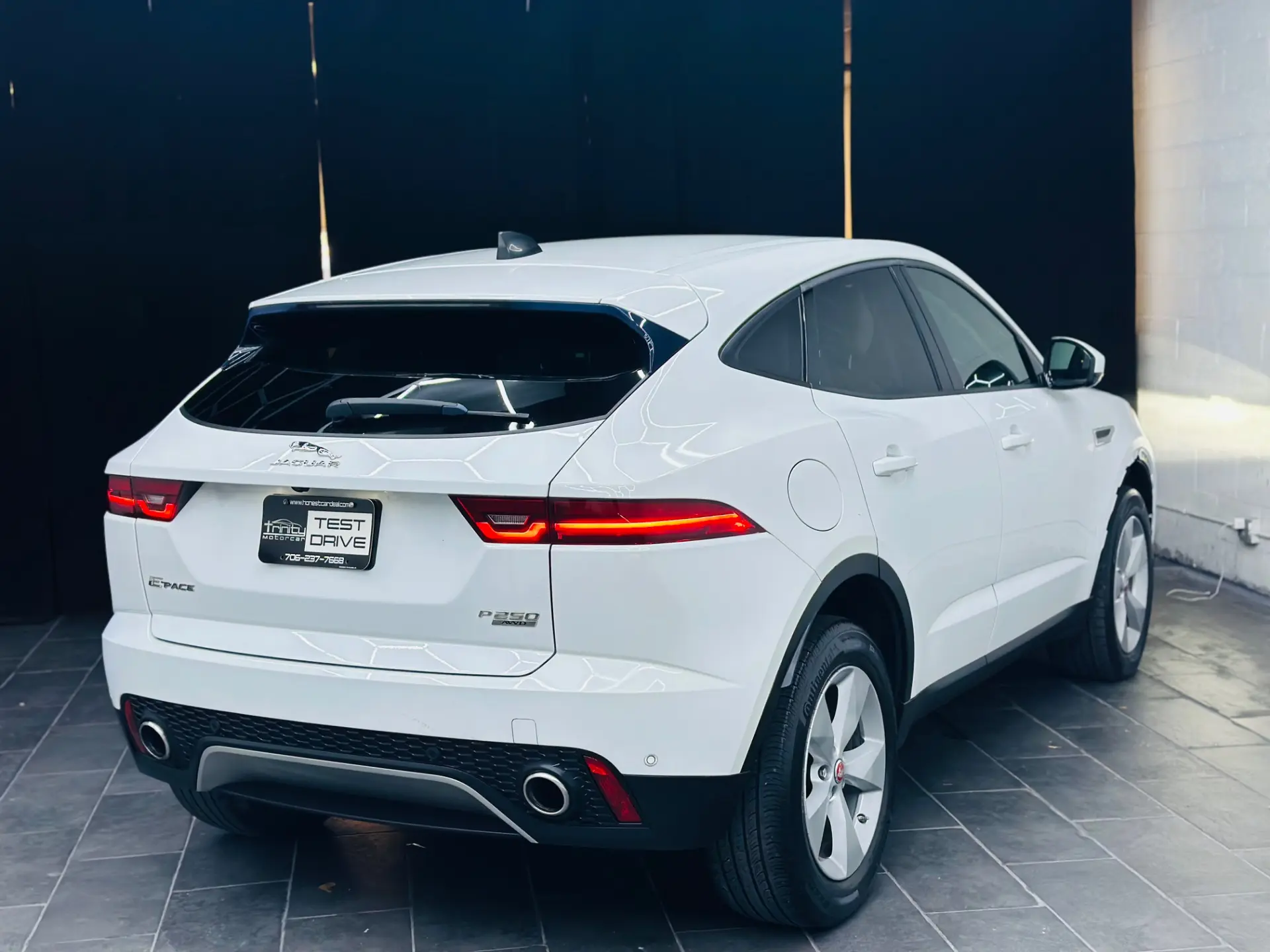2020 Jaguar E-PACE P250 photo 5