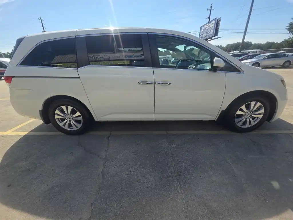 2015 Honda Odyssey EX-L's photo