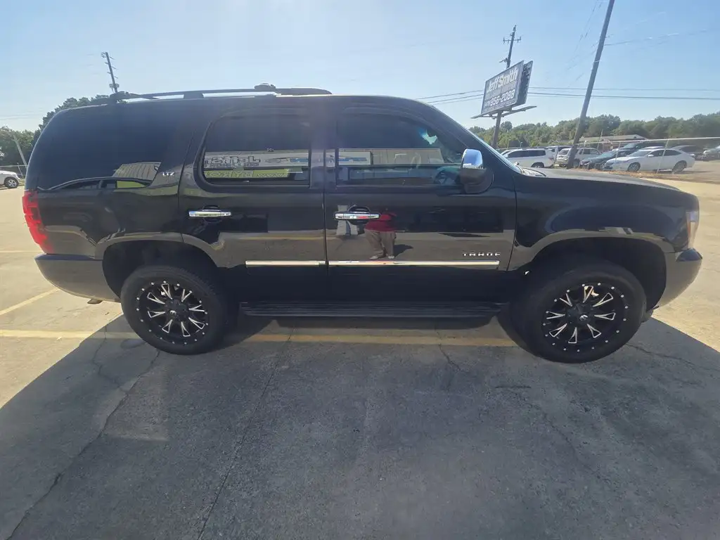 2013 Chevrolet Tahoe LTZ 2WD's photo