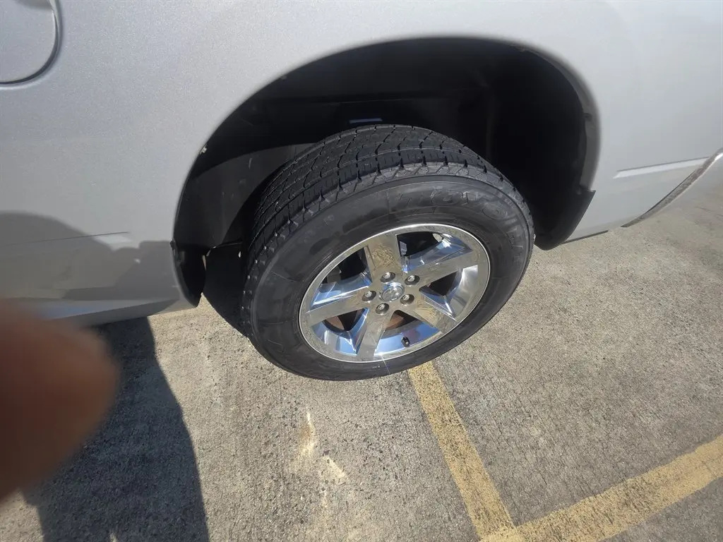2015 RAM 1500 Express Quad Cab photo 5