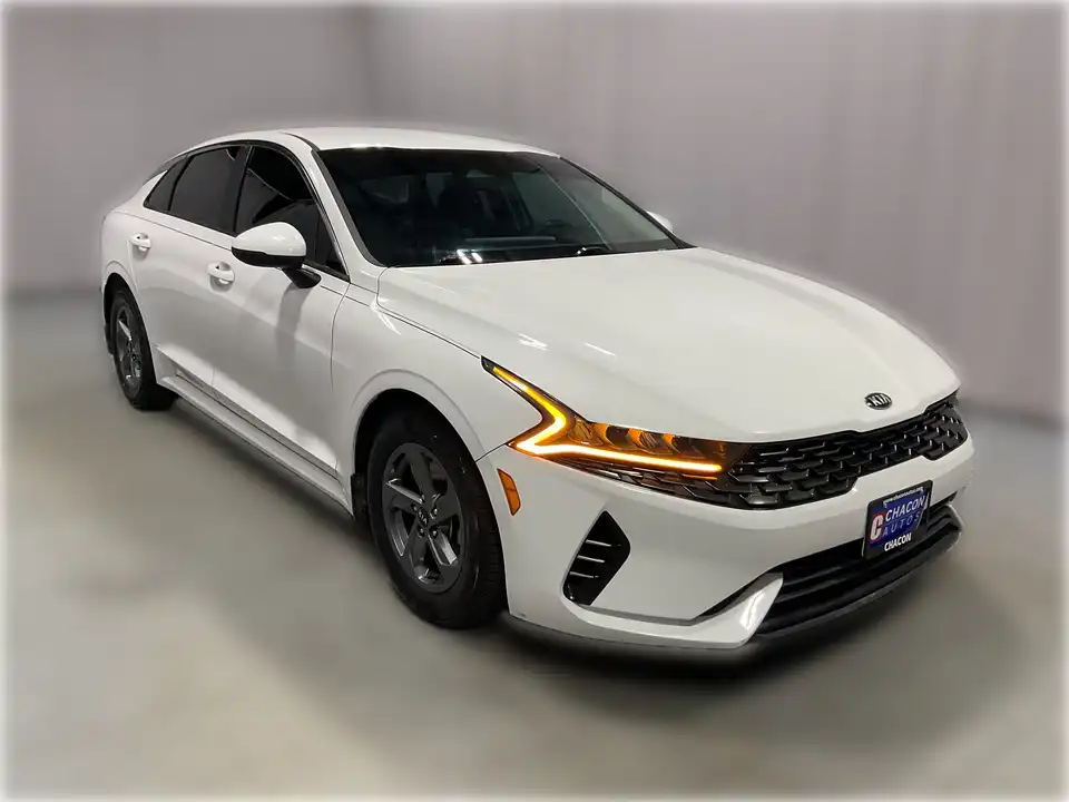 2021 Kia Optima LX FWD's photo