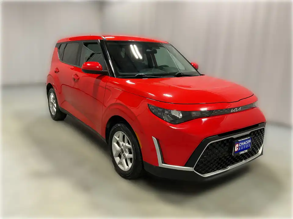 2023 Kia Soul 2.0L LX IVT's photo