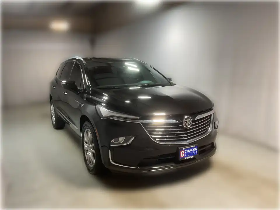 2023 Buick Enclave Essence's photo