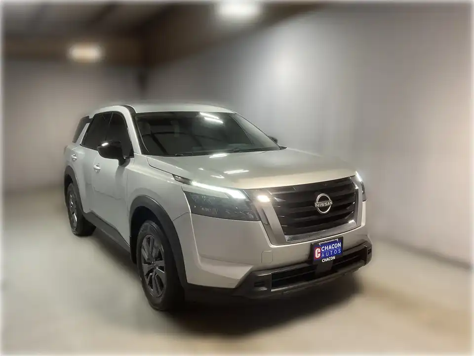 2024 Nissan Pathfinder S 4WD's photo