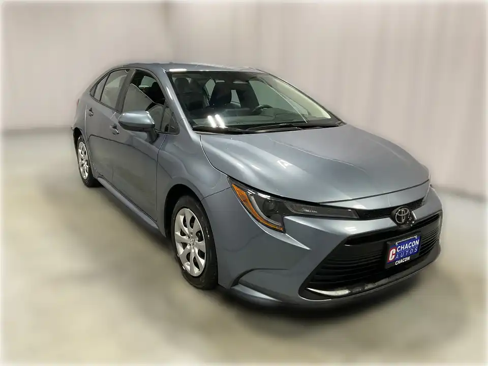 2025 Toyota Corolla LE CVT's photo