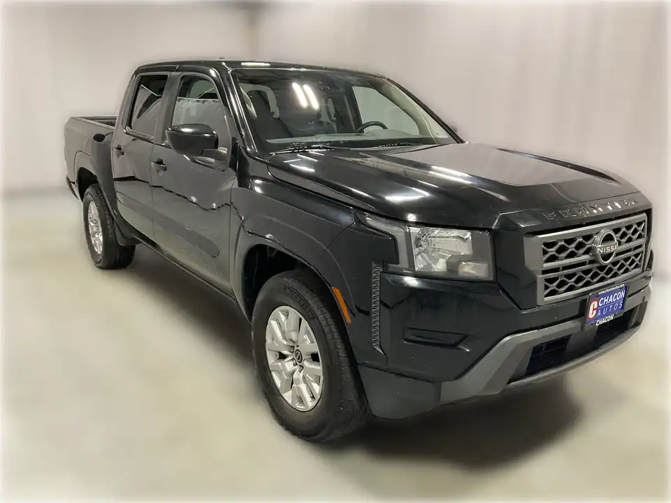 2022 Nissan Frontier SV Crew Cab 2WD SWB's photo