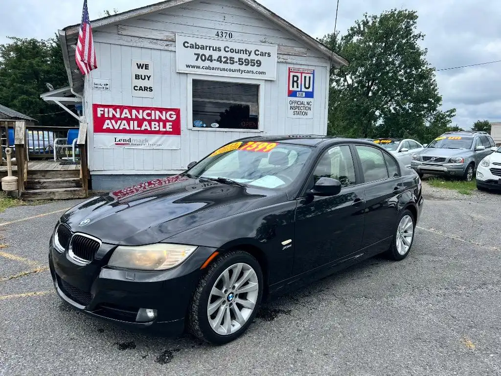 2011 BMW 3 Series 328i xDrive Sedan SULEV's photo