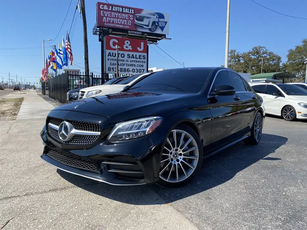 2020 Mercedes-Benz C-Class C300's photo