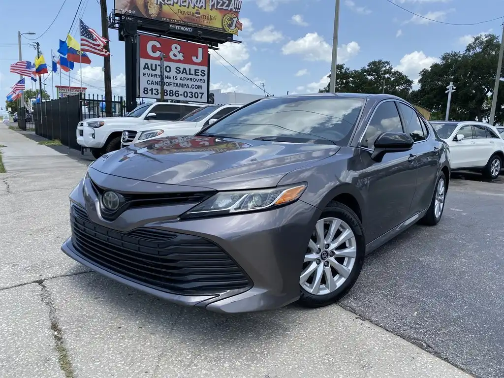 2018 Toyota Camry 2.5 Auto LE's photo