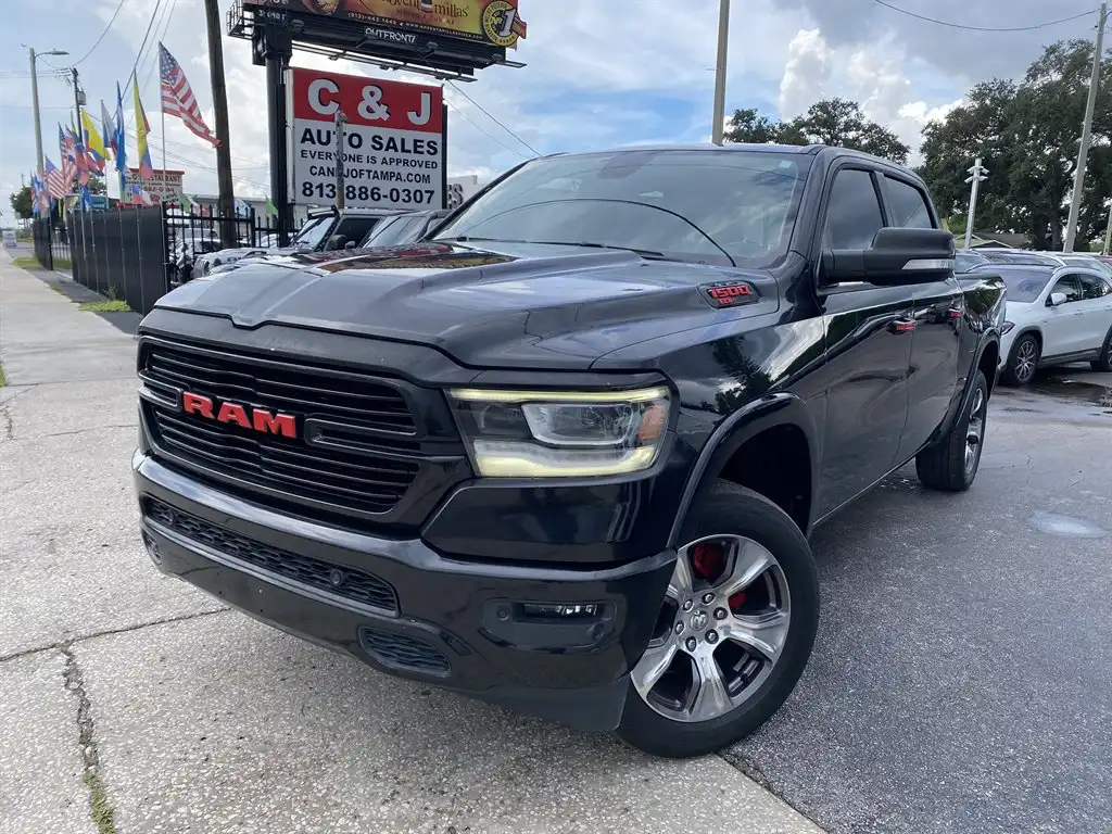 2020 RAM 1500 Laramie Crew Cab 5'7's photo