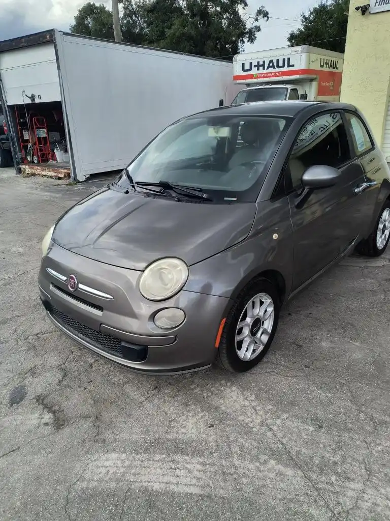 2012 FIAT 500 Pop's photo