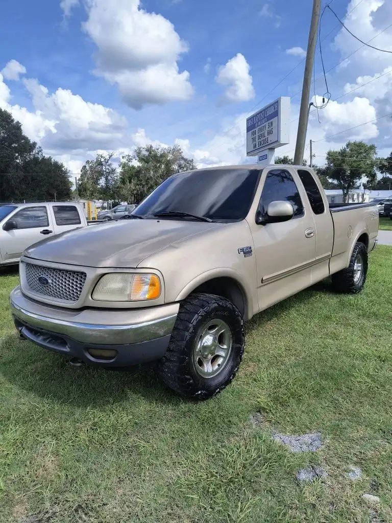1999 Ford F-150 Lariat 4WD SuperCab SWB Styleside's photo