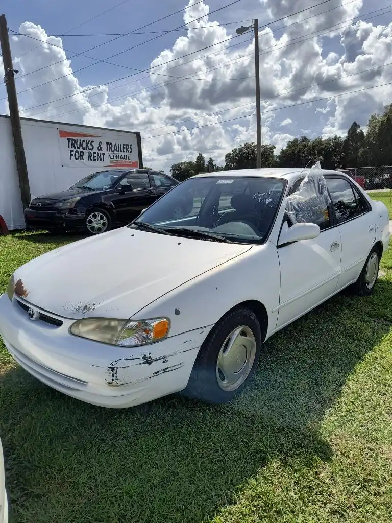 1998 Toyota Corolla CE's photo