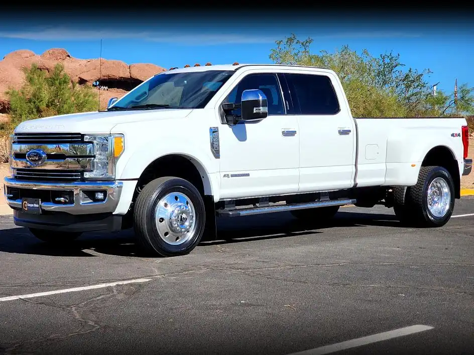2017 Ford F-450 Lariat 4WD Crew Cab DRW 8' Box's photo
