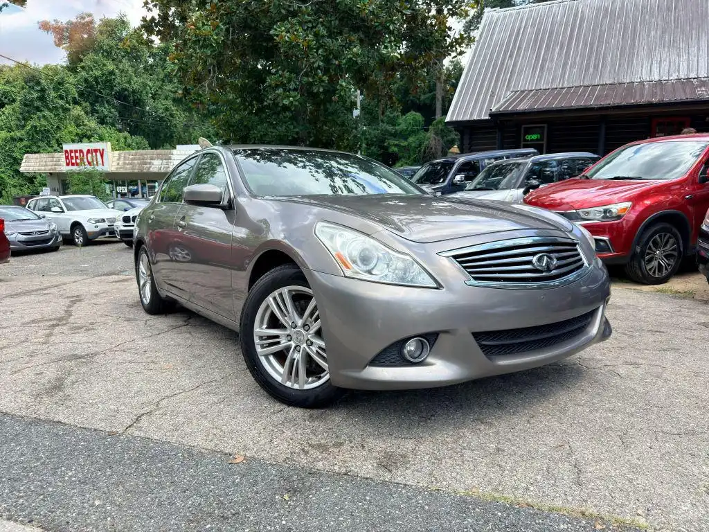 2011 INFINITI G 37 Journey's photo