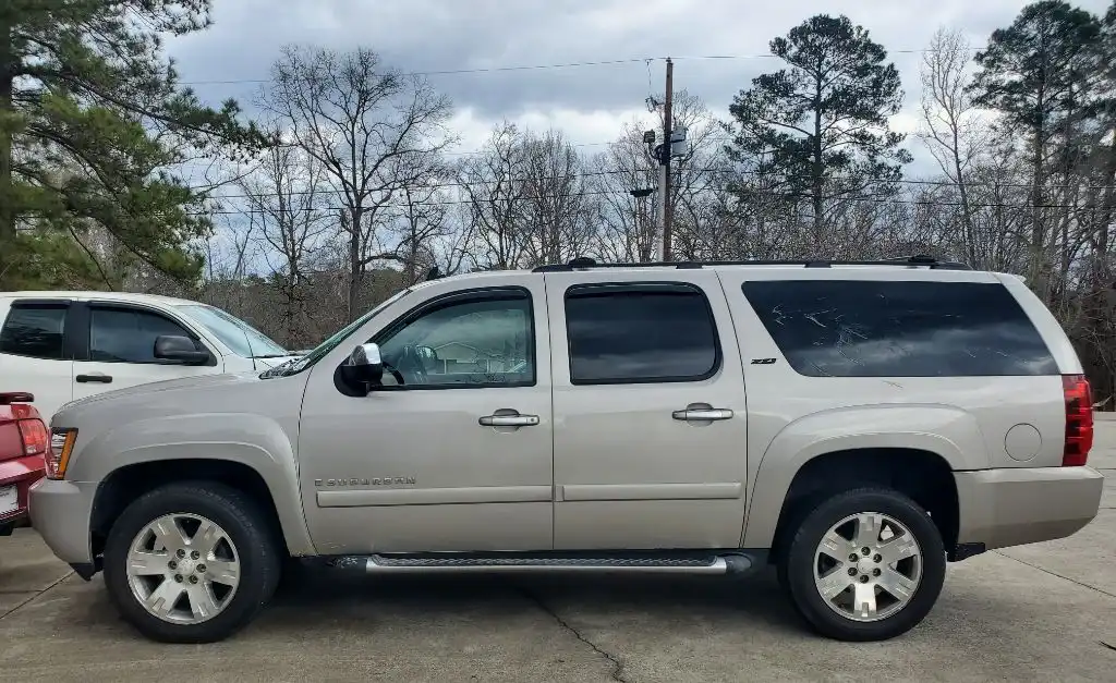 2007 Chevrolet Suburban 1LS 4WD 1500's photo