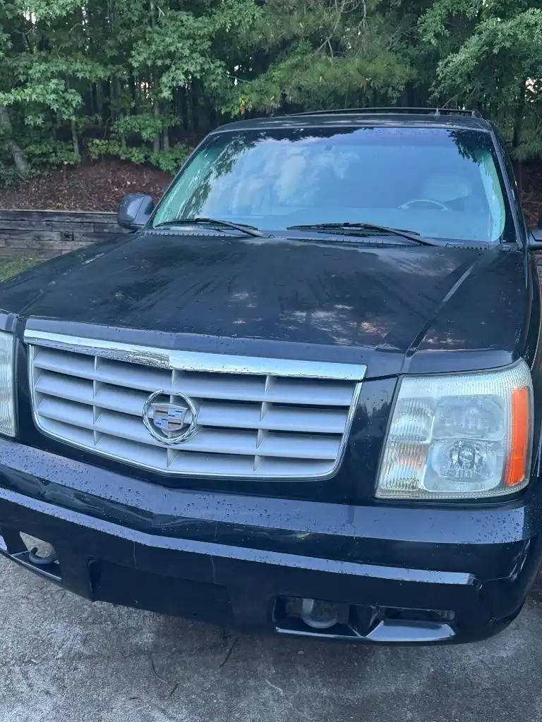 2002 Cadillac Escalade AWD's photo