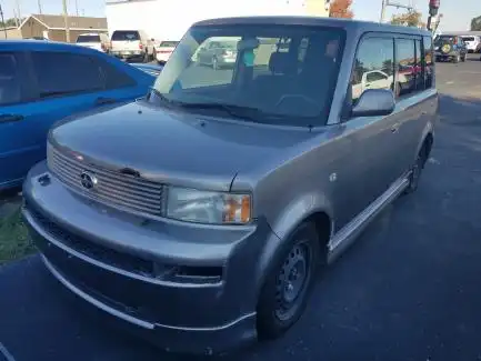 2005 Scion xB 4AT's photo