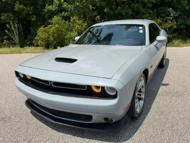 2021 Dodge Challenger R/T's photo