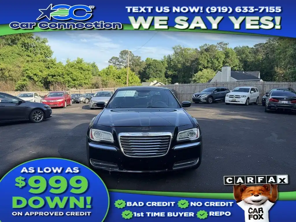 2012 Chrysler 300 Base's photo