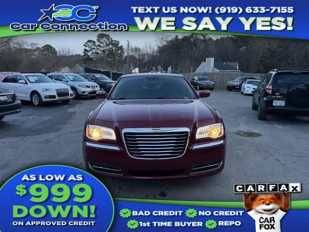 2013 Chrysler 300 Base's photo