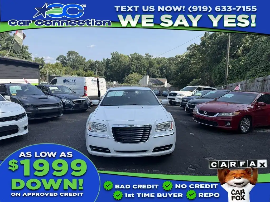 2013 Chrysler 300 Base's photo