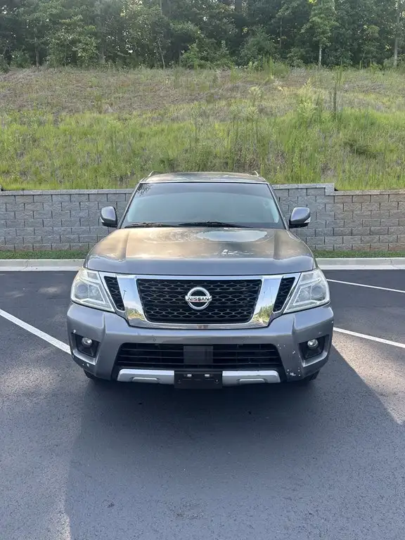 2017 Nissan Armada SV 4X2's photo