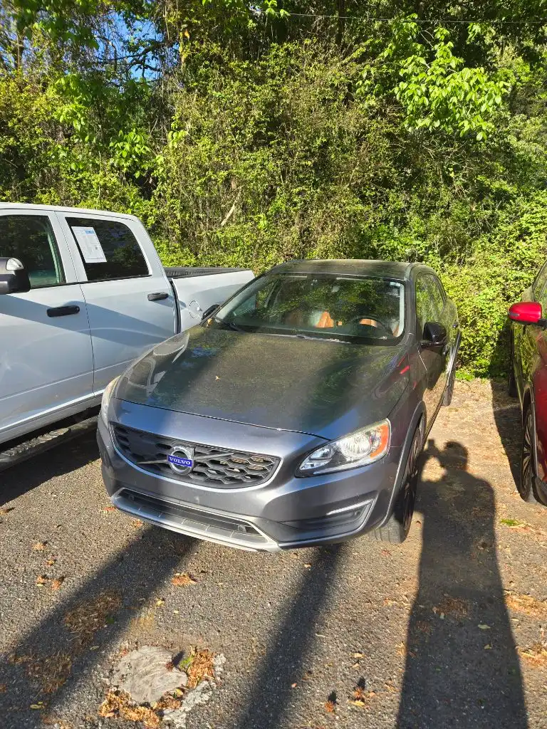 2016 Volvo V60 T5 Cross Country AWD's photo