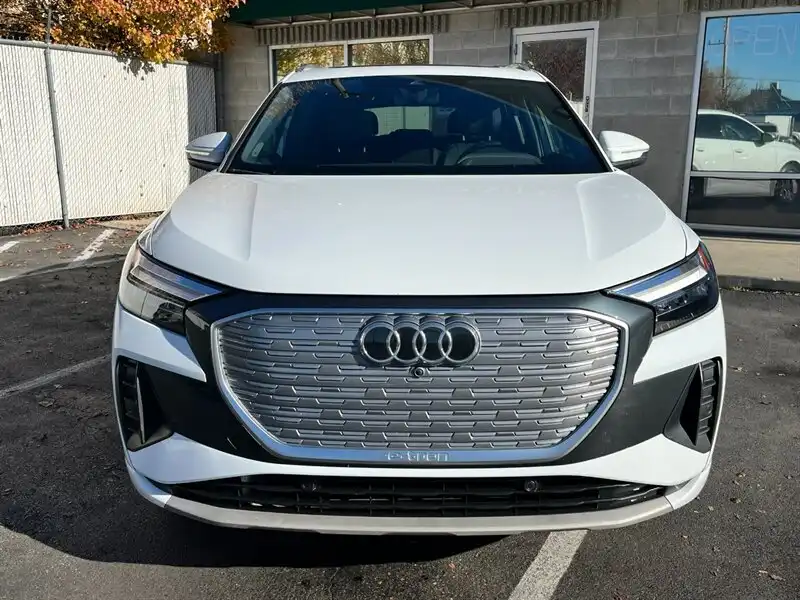 2023 Audi Q4 e-tron 40 Premium Plus's photo