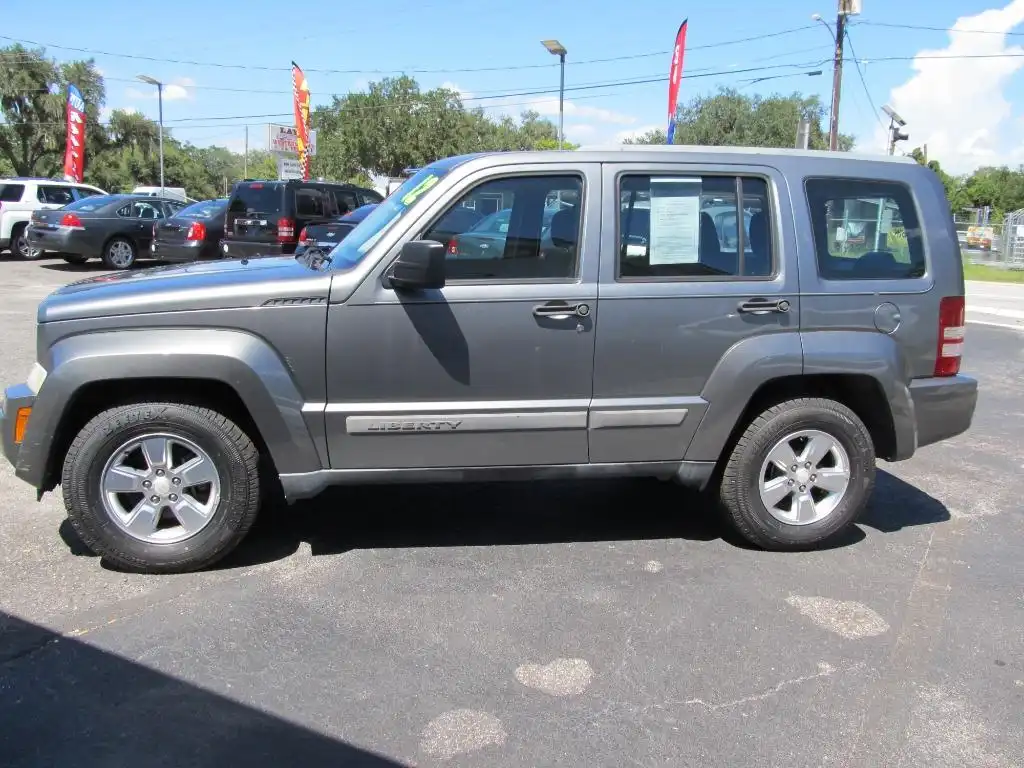 2012 Jeep Liberty Sport's photo