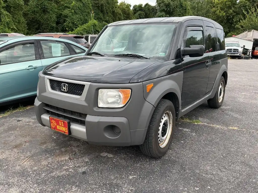 2004 Honda Element LX 4WD's photo