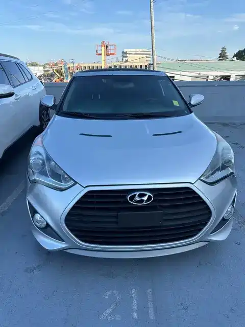 2013 Hyundai Veloster 1.6 Auto SHIFTRONIC Turbo's photo