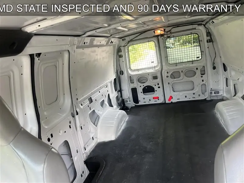 2013 Ford E-Series E-150 Van photo 4