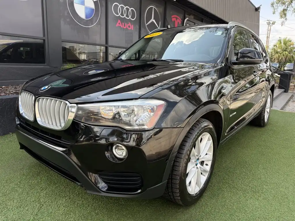 2017 BMW X3 sDrive28i's photo