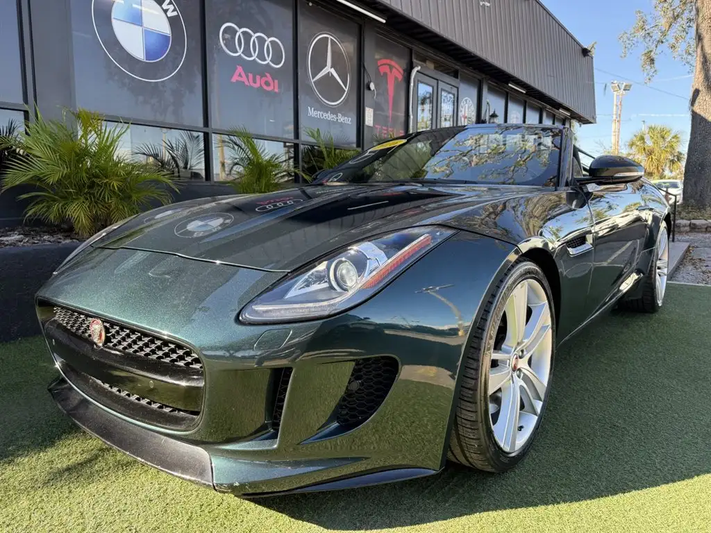 2016 Jaguar F-TYPE Convertible's photo