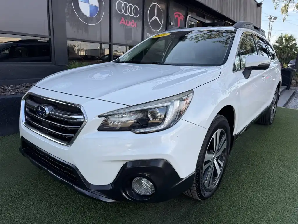 2019 Subaru Outback 2.5i Limited's photo