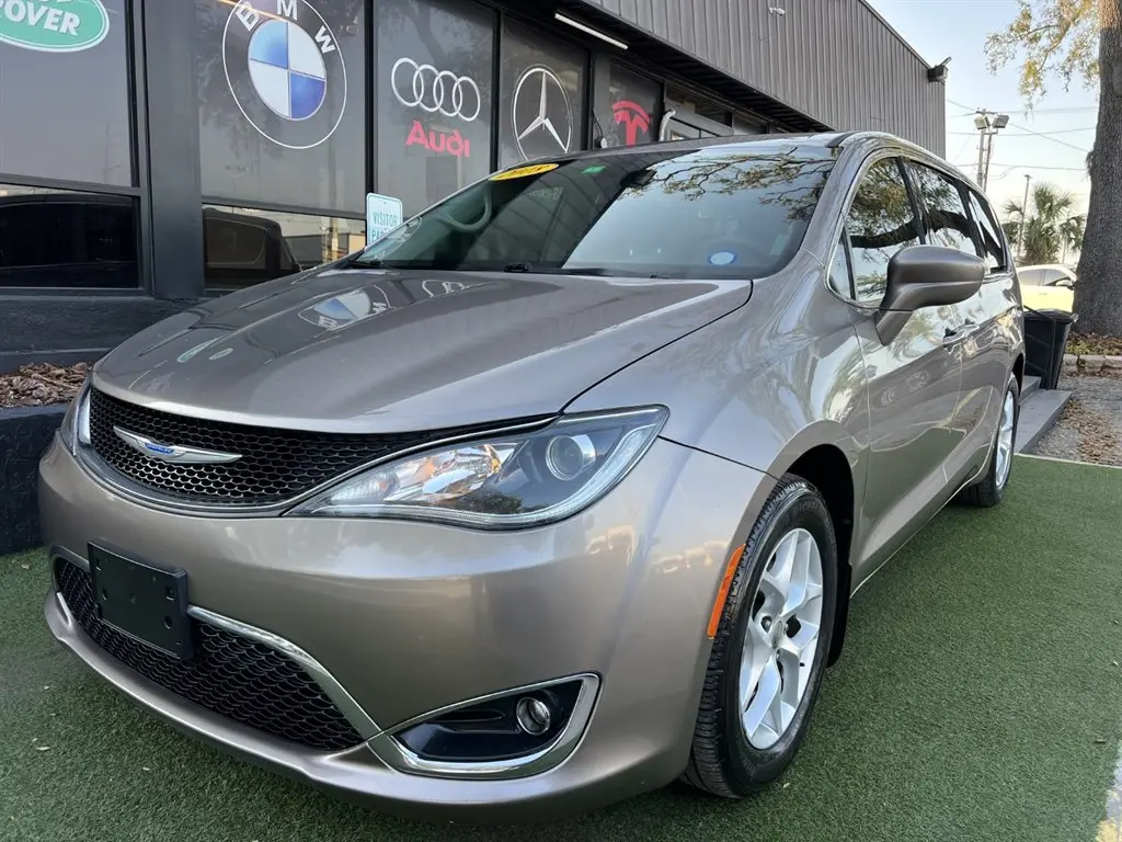 Vehicle Image 1