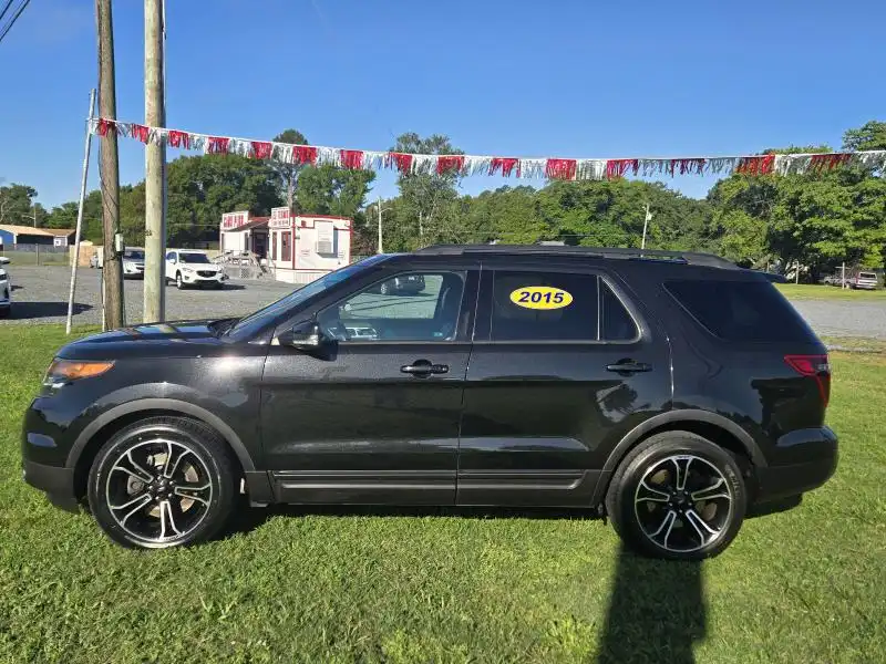2015 Ford Explorer Sport 4x4's photo