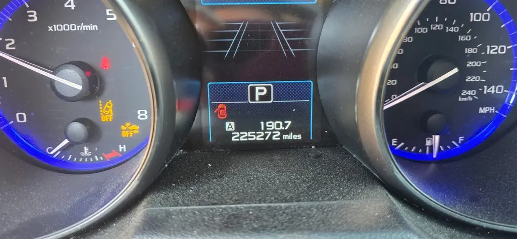 2017 Subaru Outback 2.5i Limited photo 5