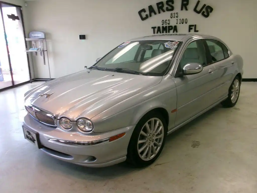 2007 Jaguar X-Type 3.0's photo