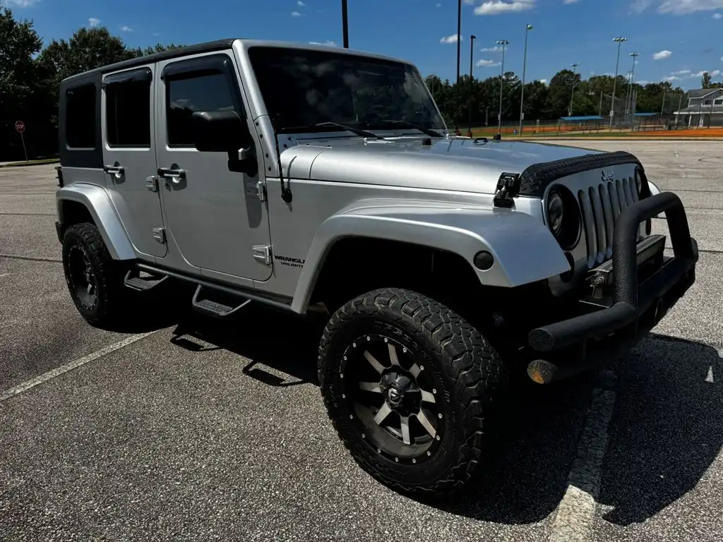 2010 Jeep Wrangler Sahara 4WD's photo