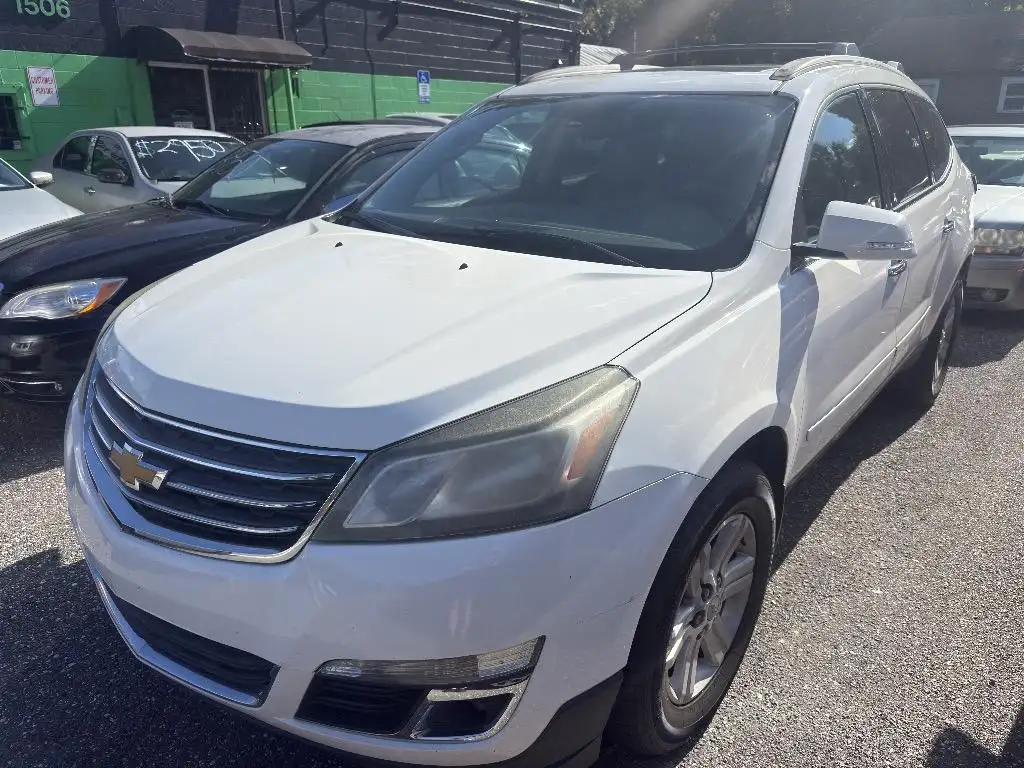 2014 Chevrolet Traverse 2LT FWD's photo
