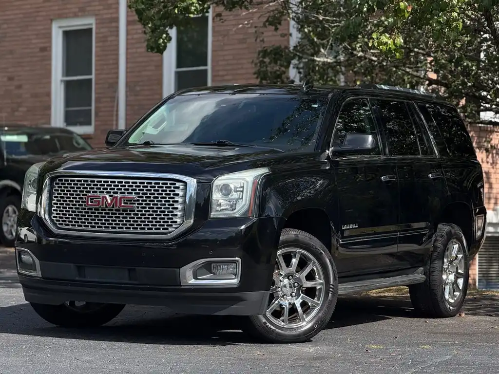 2015 GMC Yukon Denali 2WD's photo