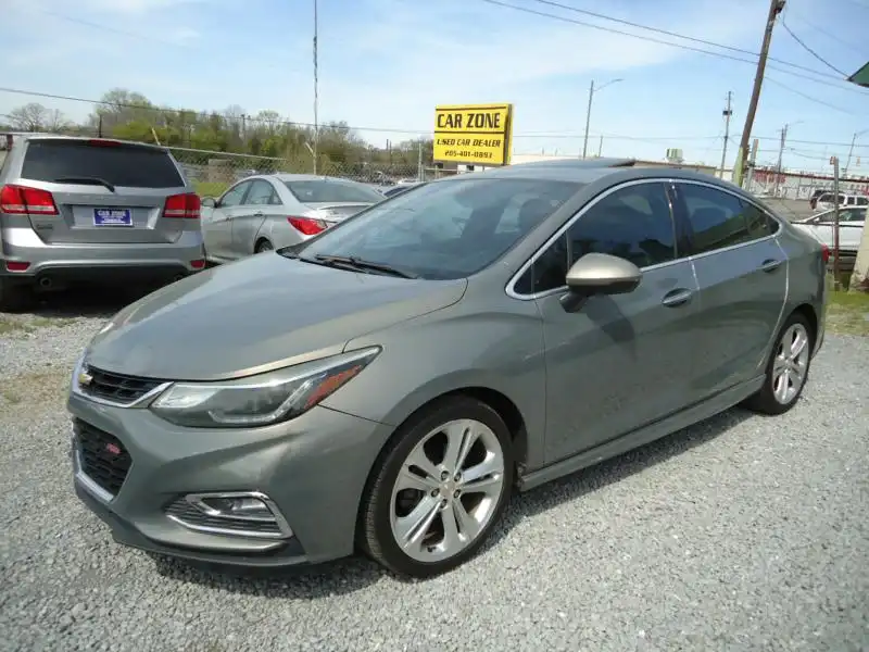 2018 Chevrolet Cruze Premier Auto's photo