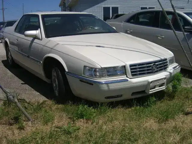 2001 Cadillac Eldorado ESC's photo