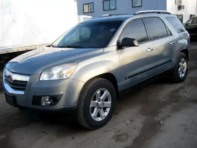 2008 Saturn Outlook FWD XE's photo
